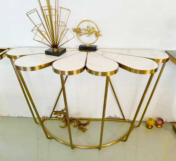 Petal Shape Modern Luxury Stainless Steel Table